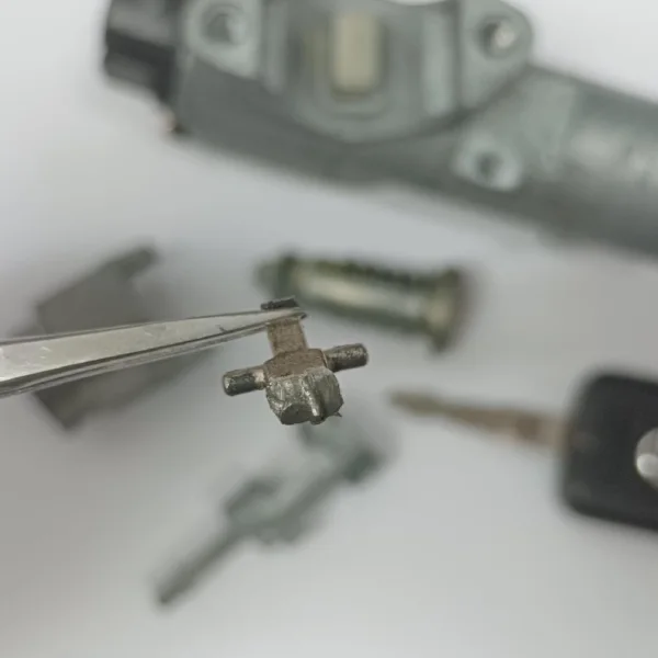 Reparación de Clausor Nissan en Apertcar--Rubi-Barcelona