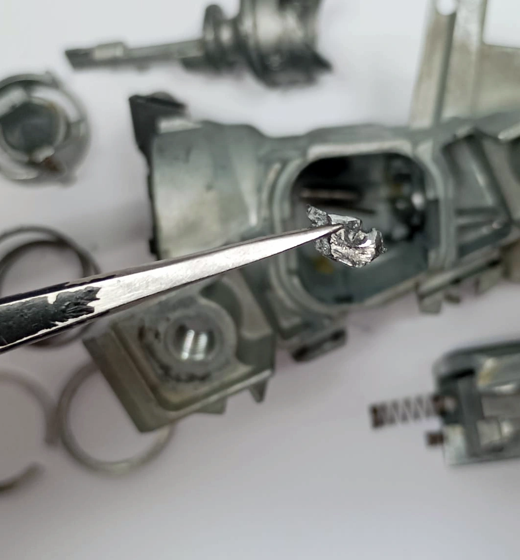 Pared responsable de la averia del soporte 1k0905851 de vag